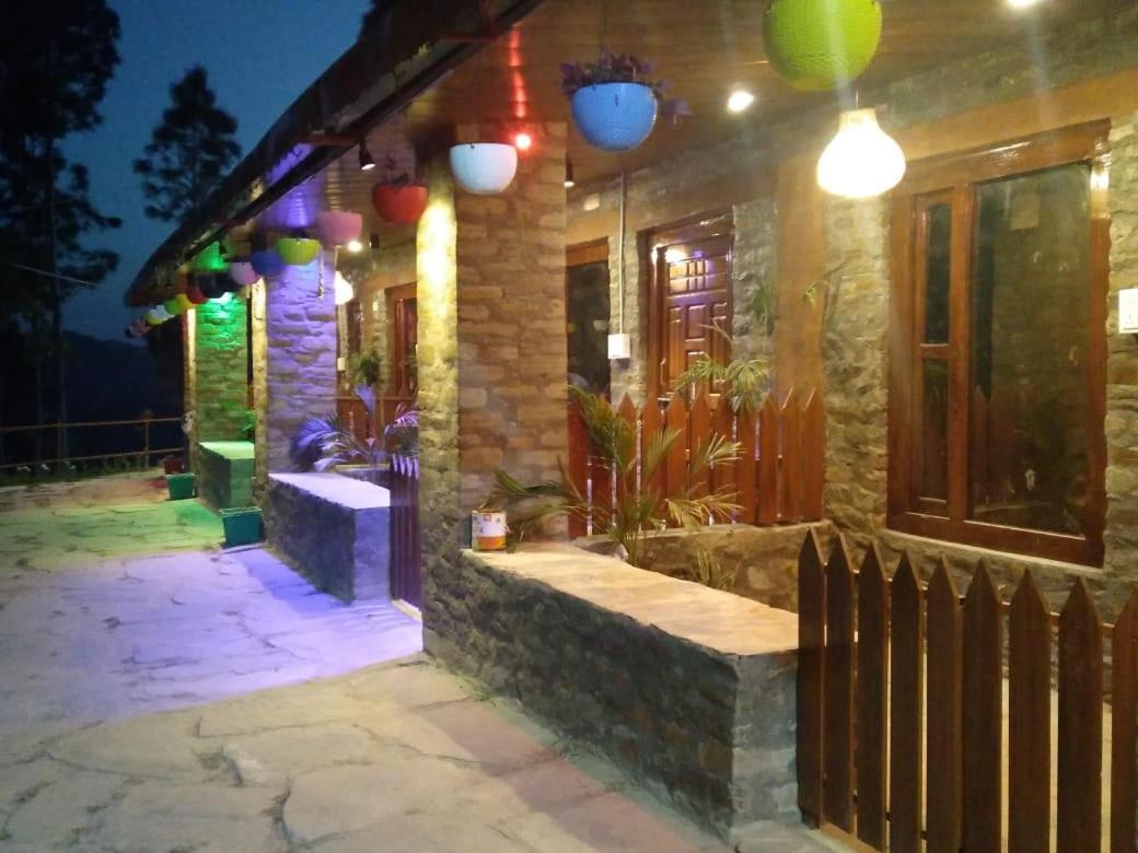 Nature Villaas Basa Homestay Pauri エクステリア 写真