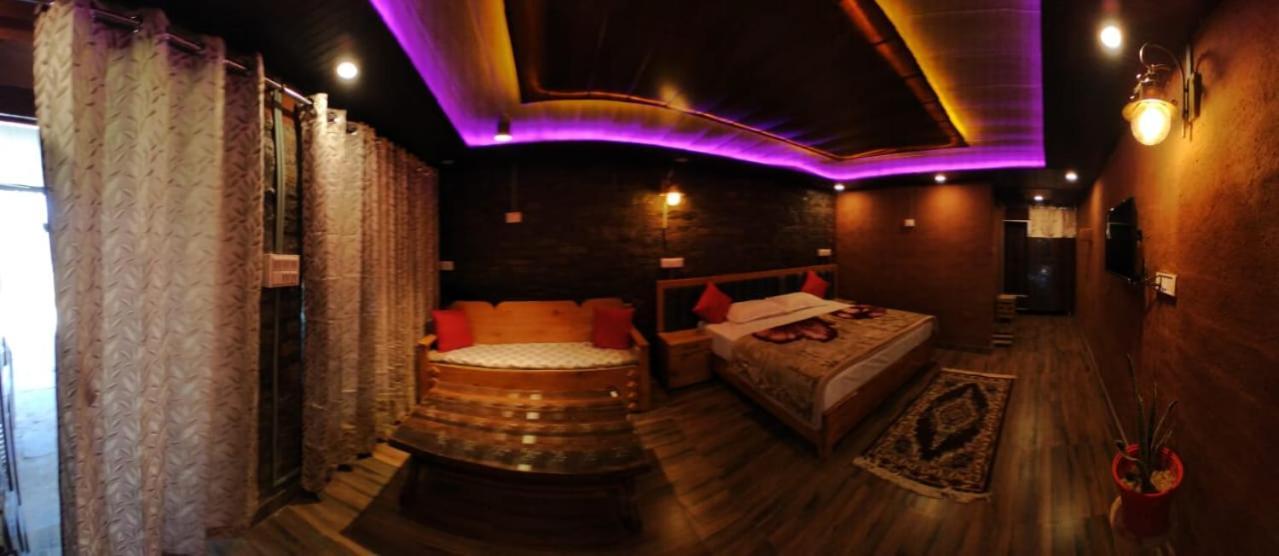 Nature Villaas Basa Homestay Pauri エクステリア 写真