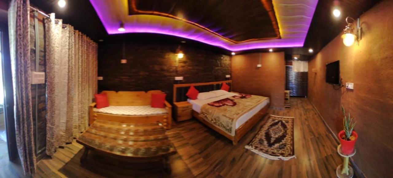 Nature Villaas Basa Homestay Pauri エクステリア 写真