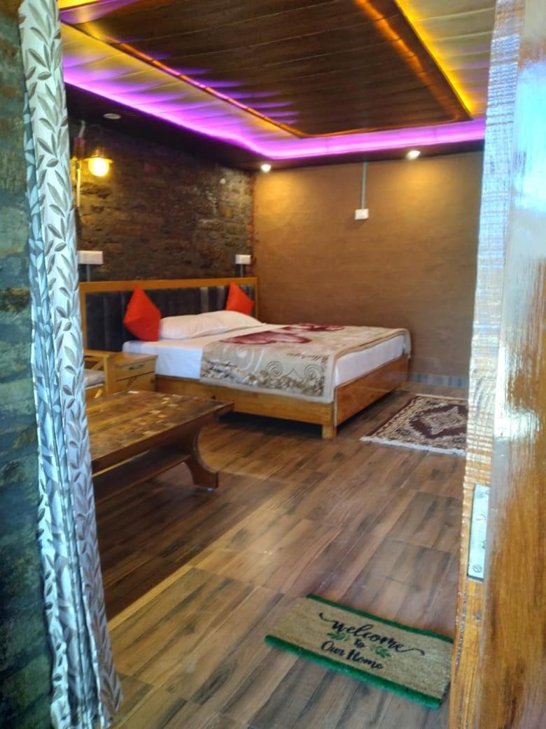 Nature Villaas Basa Homestay Pauri エクステリア 写真
